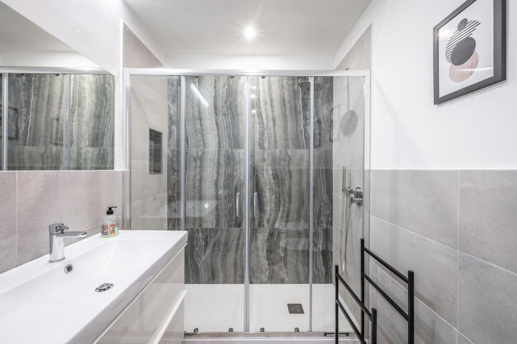 Apartment Ab - Via San Felice 6