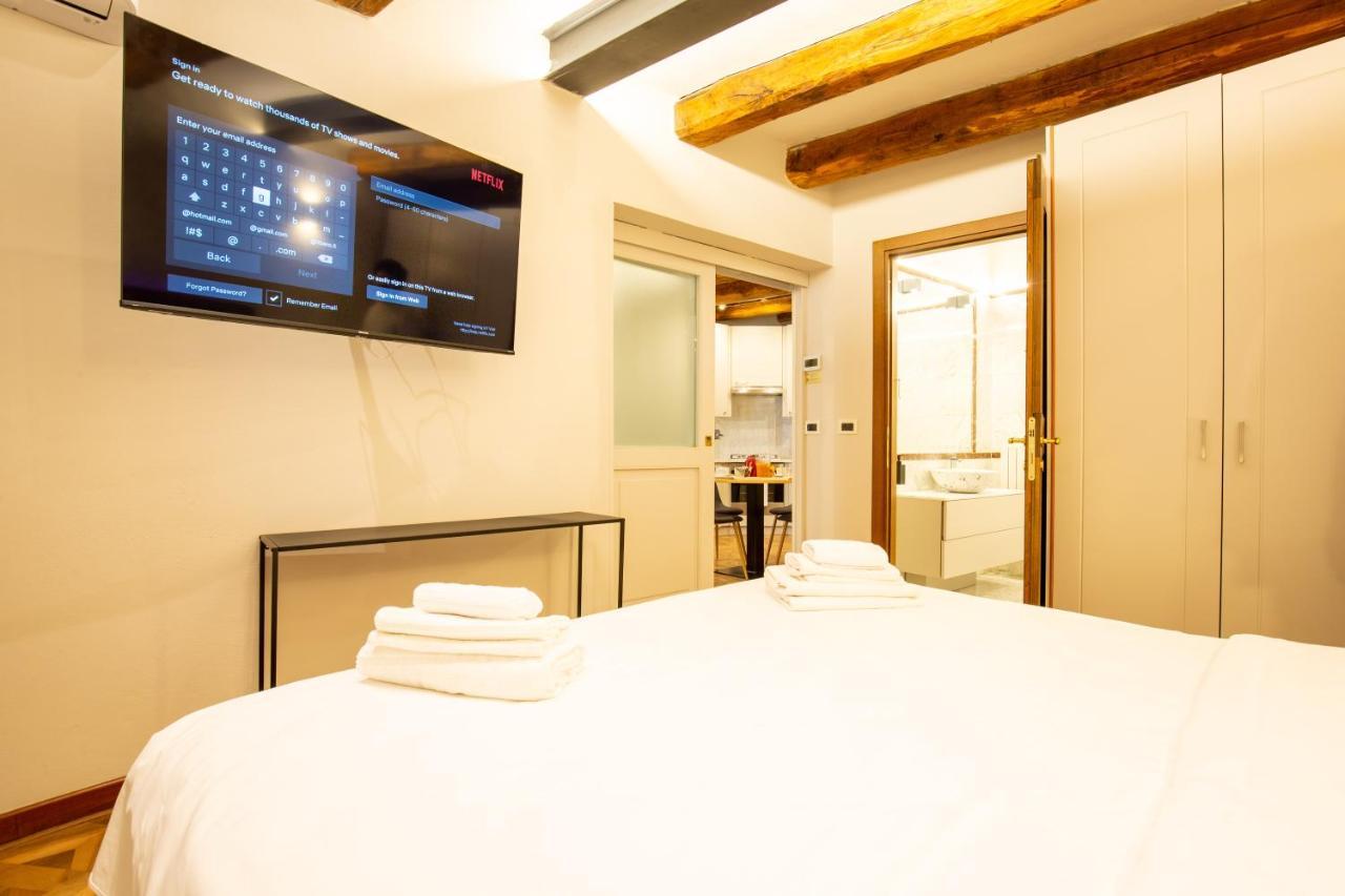 Falegnami Boutique Suites - Bolognarooms Apartment *