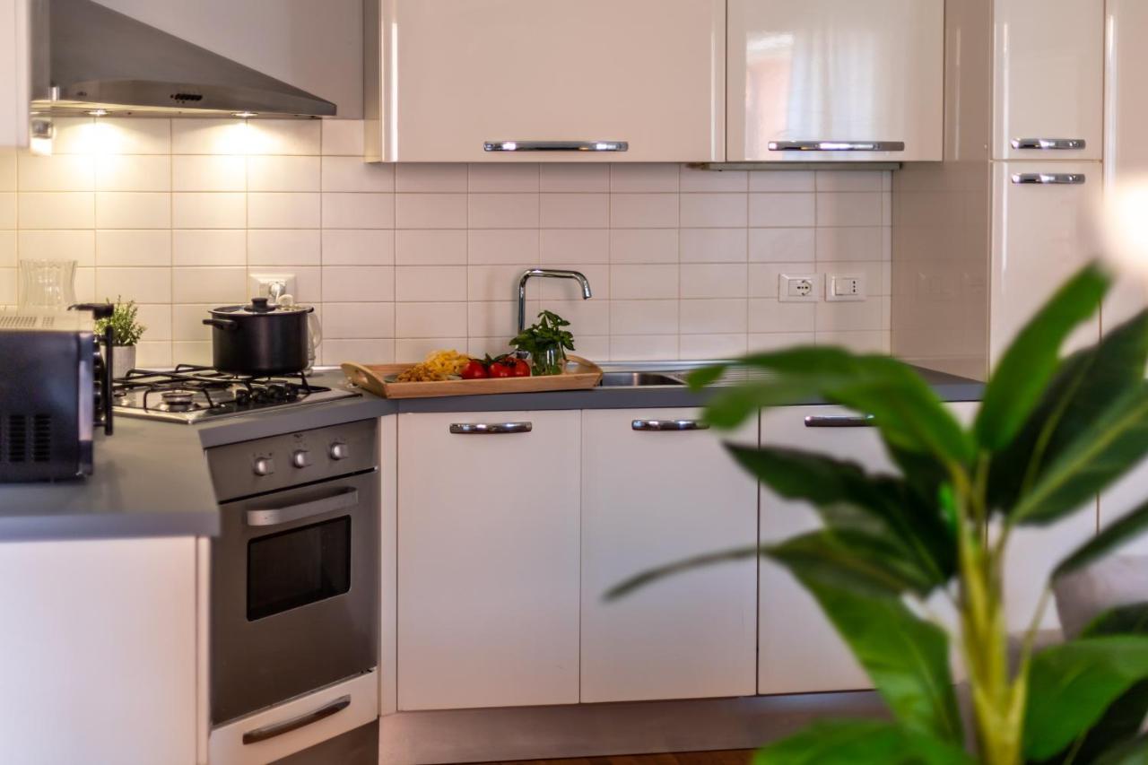 Housmart Capo Di Lucca 1 Apartment