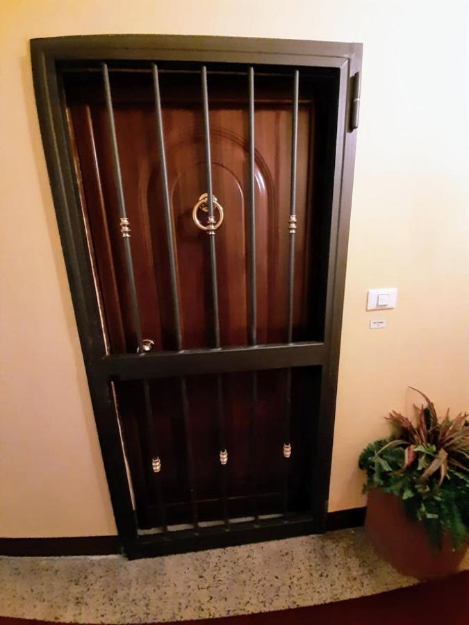 7 Quadri - Piazza Aldrovandi-