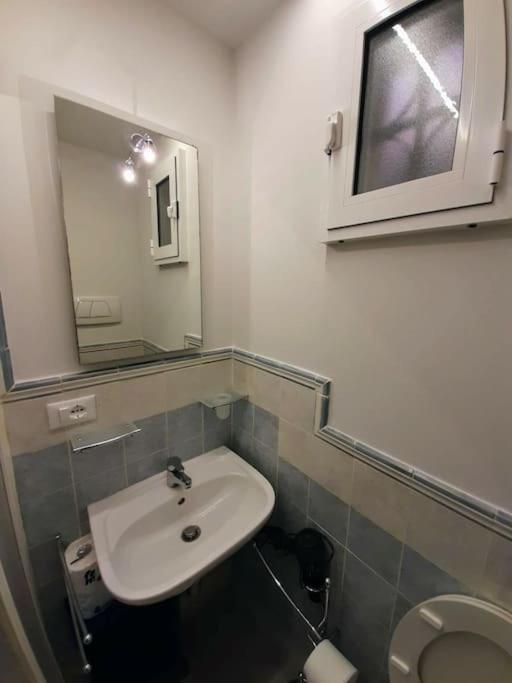 Appartamento 7 Quadri - Piazza Aldrovandi- *