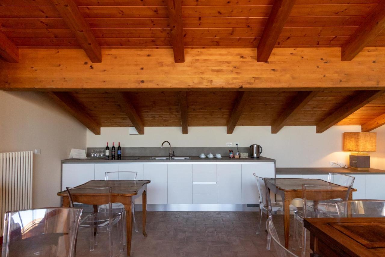 Casa Isolani Charms Santo Stefano Bed & Breakfast