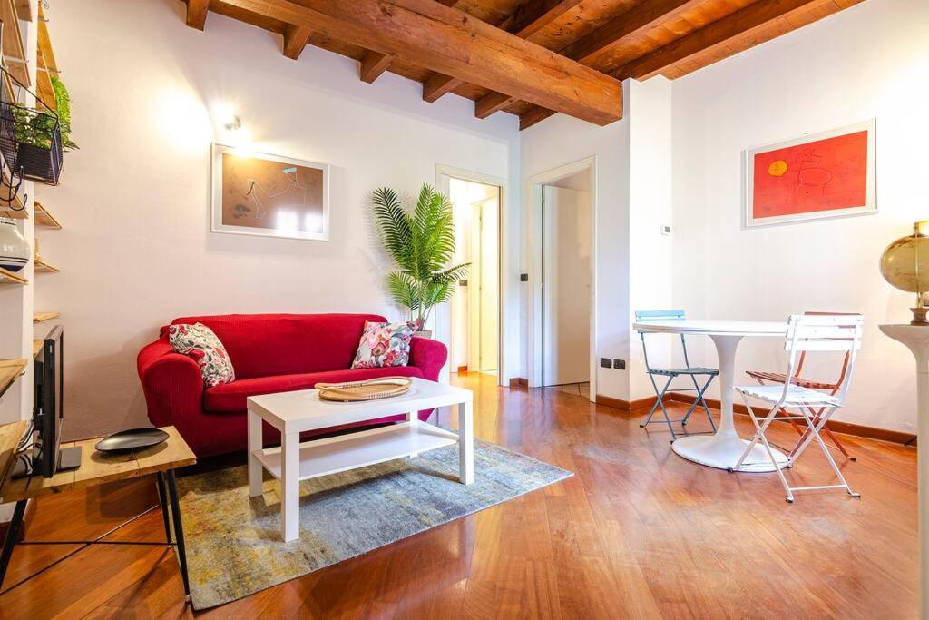 Inferno Home, Historical Center Bologna
