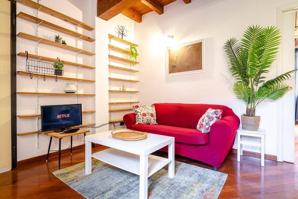 Inferno Home, Historical Center Bologna