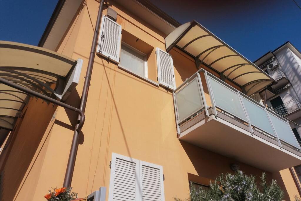 Apartment La Casa Di Giulia, Spazioso Loft Su Due Livelli A 10 Minuti Di Macchina Dal Centro *