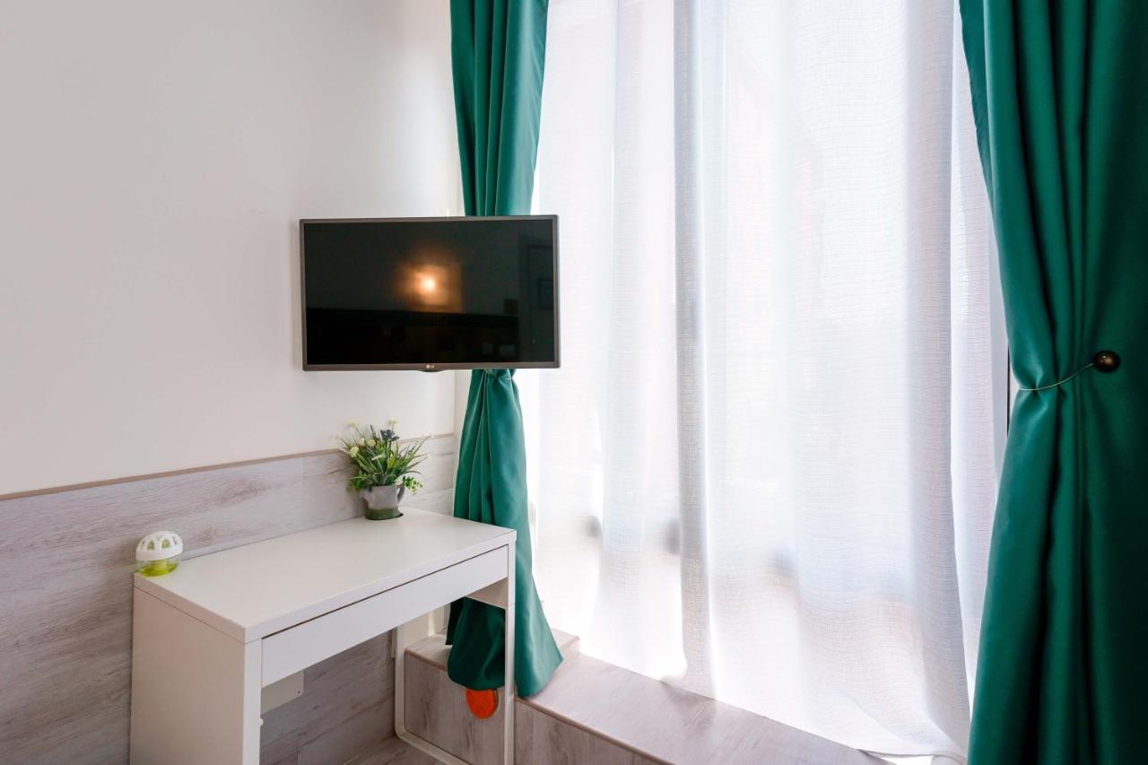 Mirabilia Golden Guest house *
