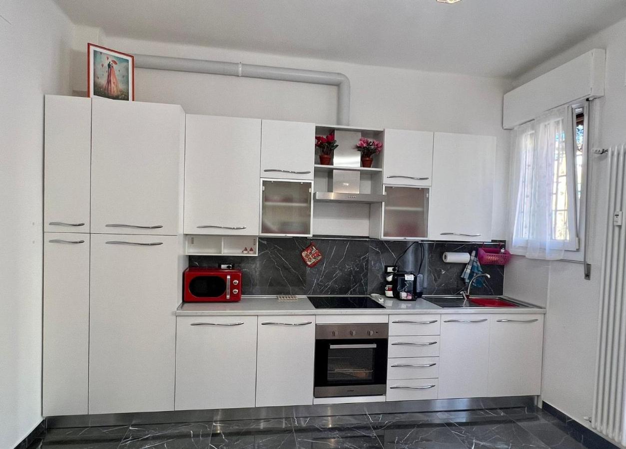 Dimora Sterlizia Zona Fiera S Donato Apartment Bologna