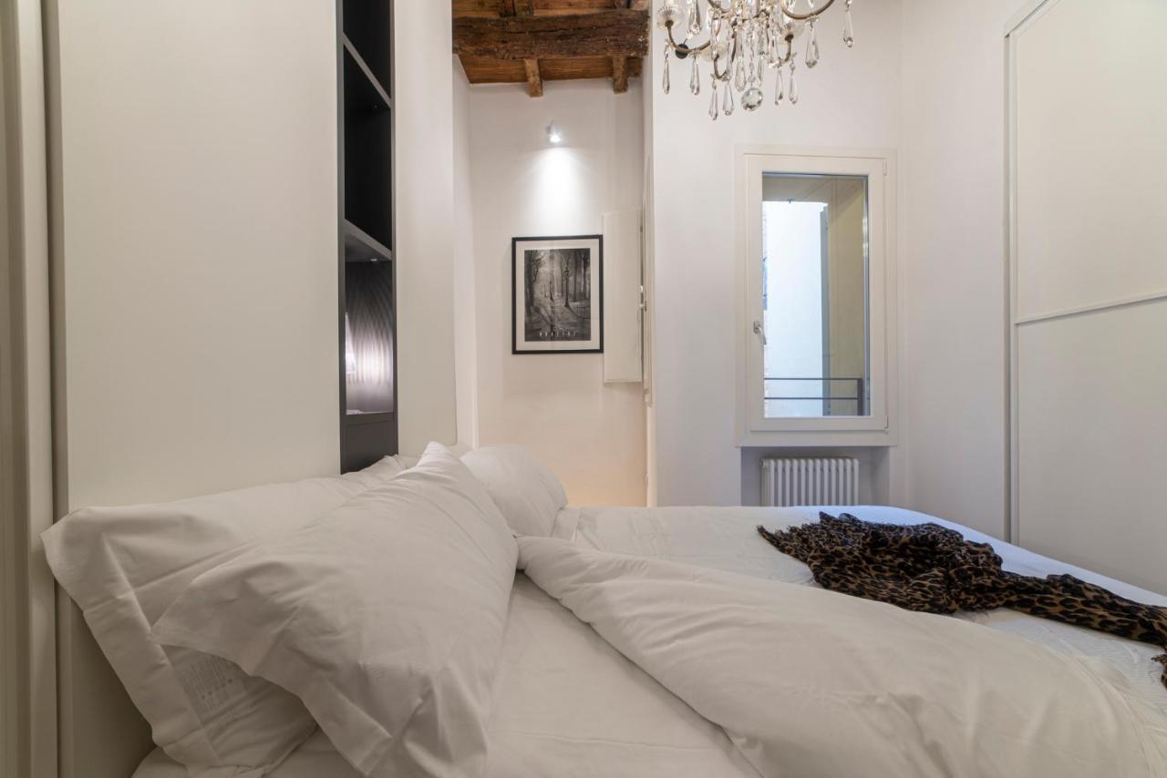Housmart Caldarese 5 *