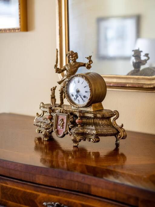 Apartment Deliziosa Casa Nel Centro Di Palazzo Storico Zambeccari