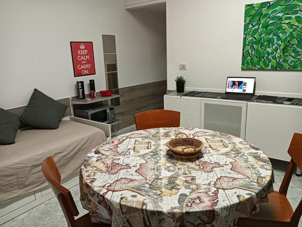 Le Due Sorelle In Fiera Bologna