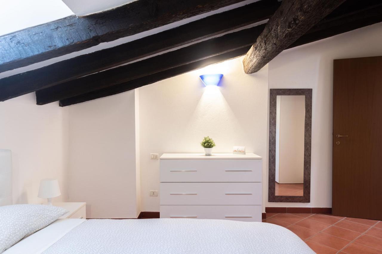 Beautiful Penthouse In Center With Balcony Bologna