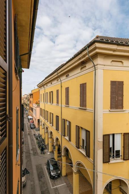 In Via Del Pratello