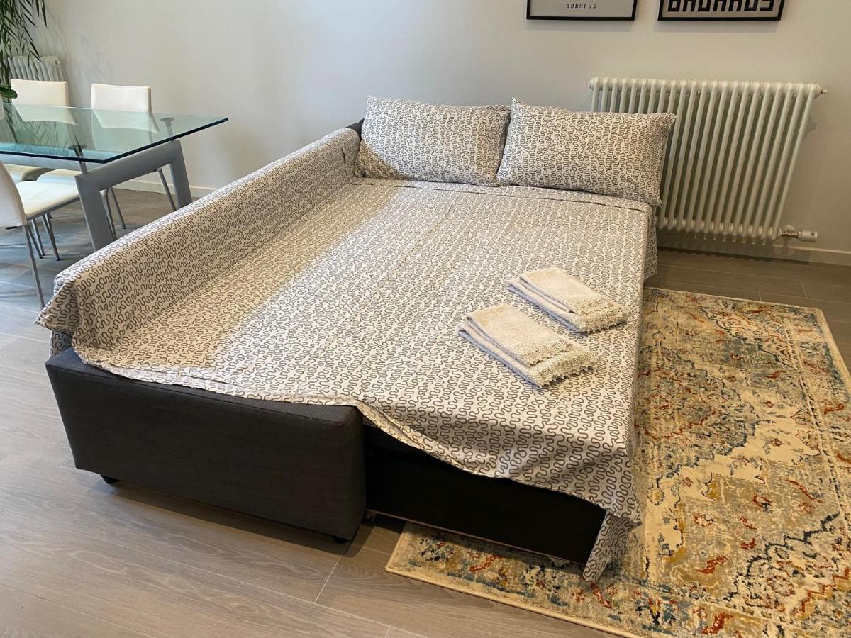 Caseospitali - Bologna Studio 1, Grande Bilocale Con Arredo Design E Posto Auto Per 4