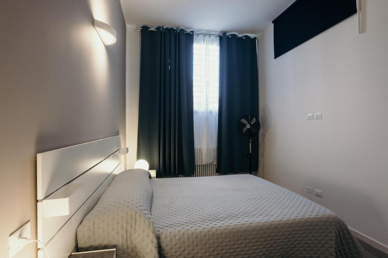 Caseospitali - Bologna Studio 1, Grande Bilocale Con Arredo Design E Posto Auto Per 4 Apartment *