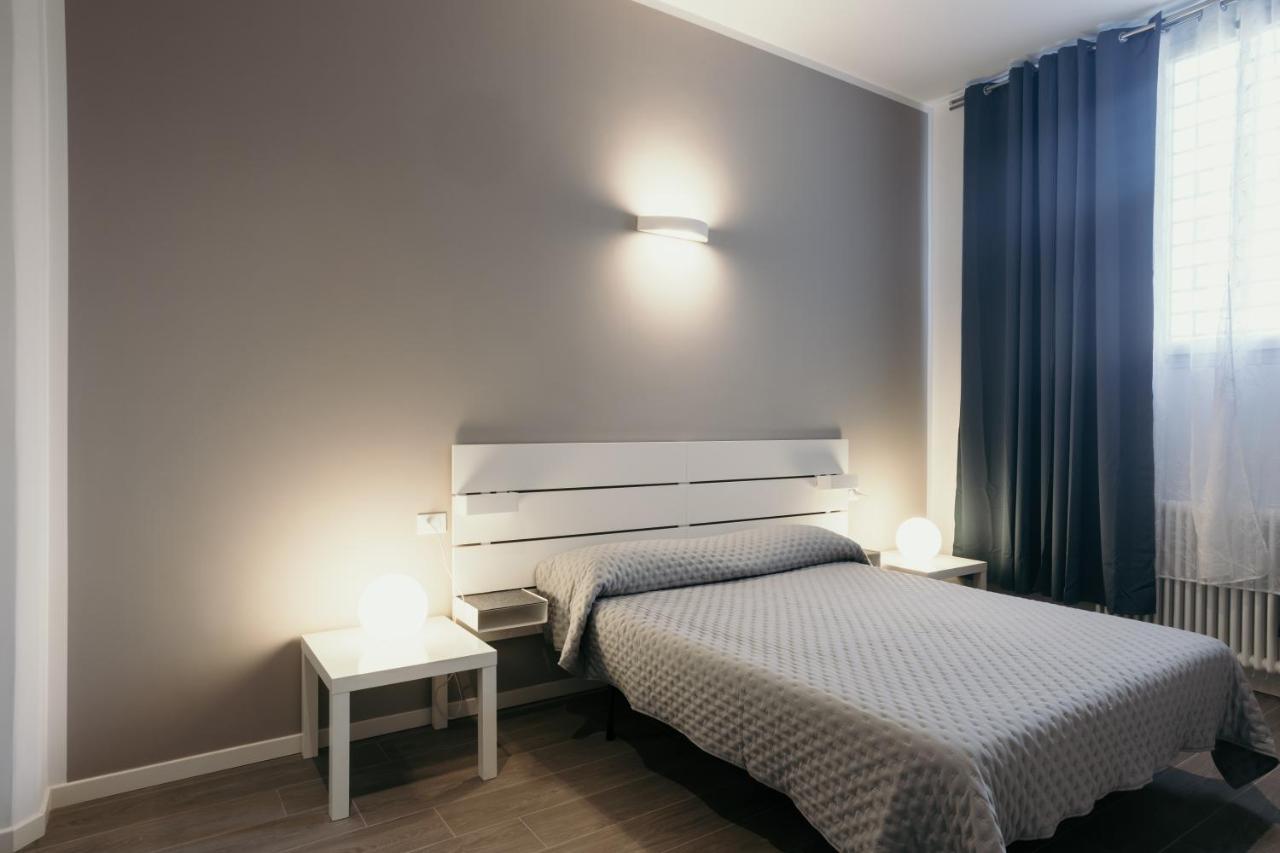 Apartment Caseospitali - Bologna Studio 1, Grande Bilocale Con Arredo Design E Posto Auto Per 4 Bologna