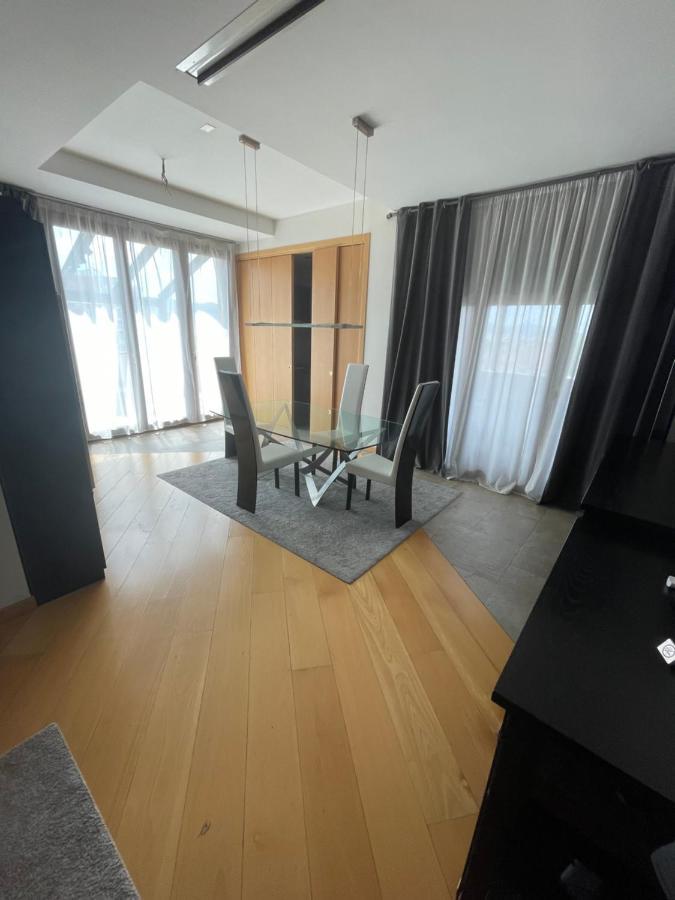 Attico Con Vista Spettacolare E Jacuzzi Bolonha