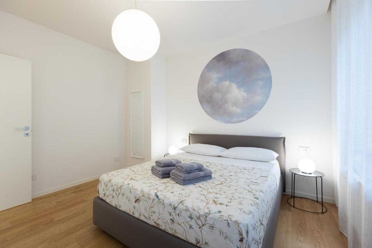 Just Urban Stays - Beautiful Apartment In The City Center * Bologna