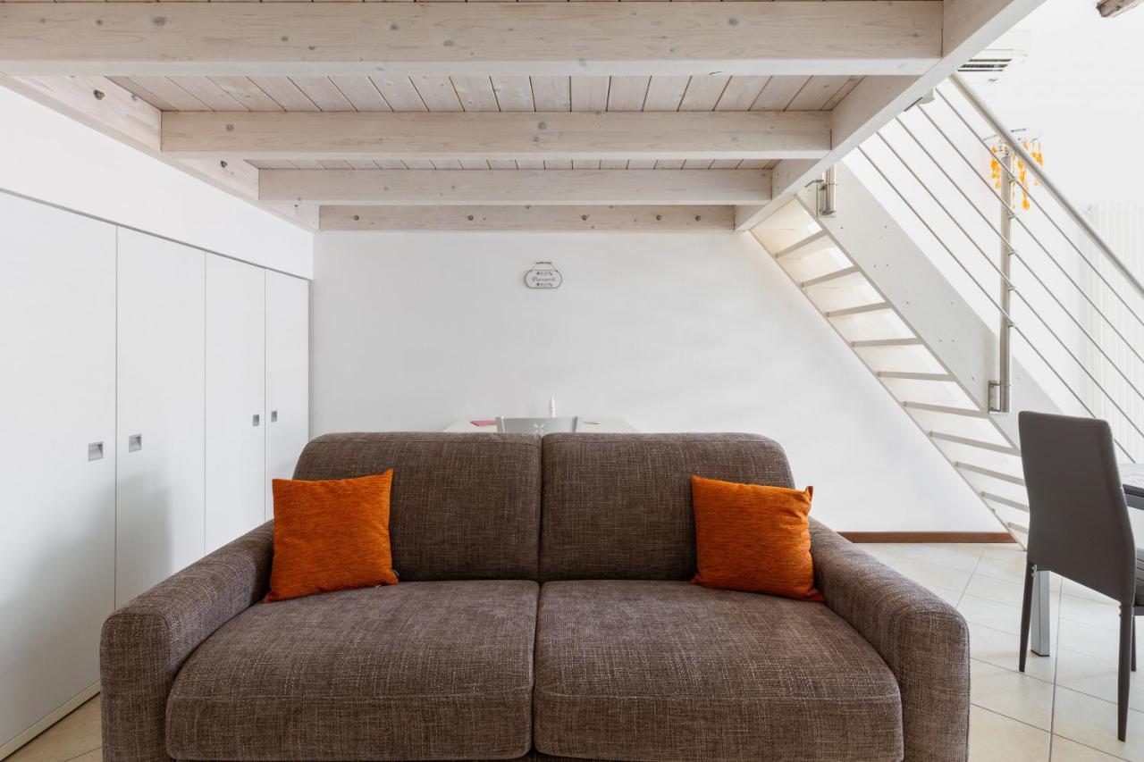 Cozy Mezzanine By Wonderful Italy *