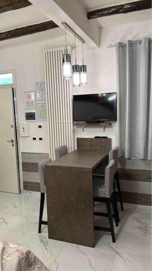 Apartment Corticella 1 *