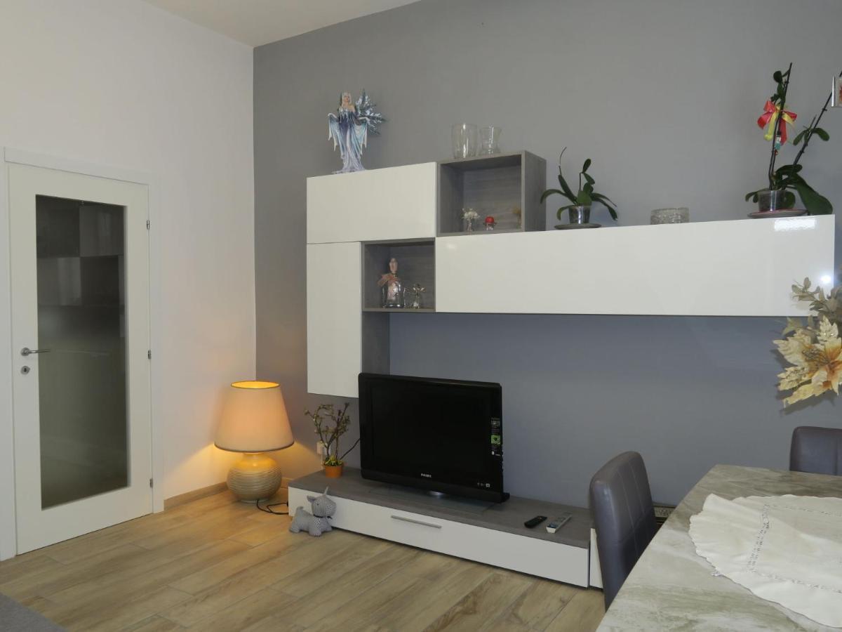 Le Due Madonne By Interhome Apartment Bologna