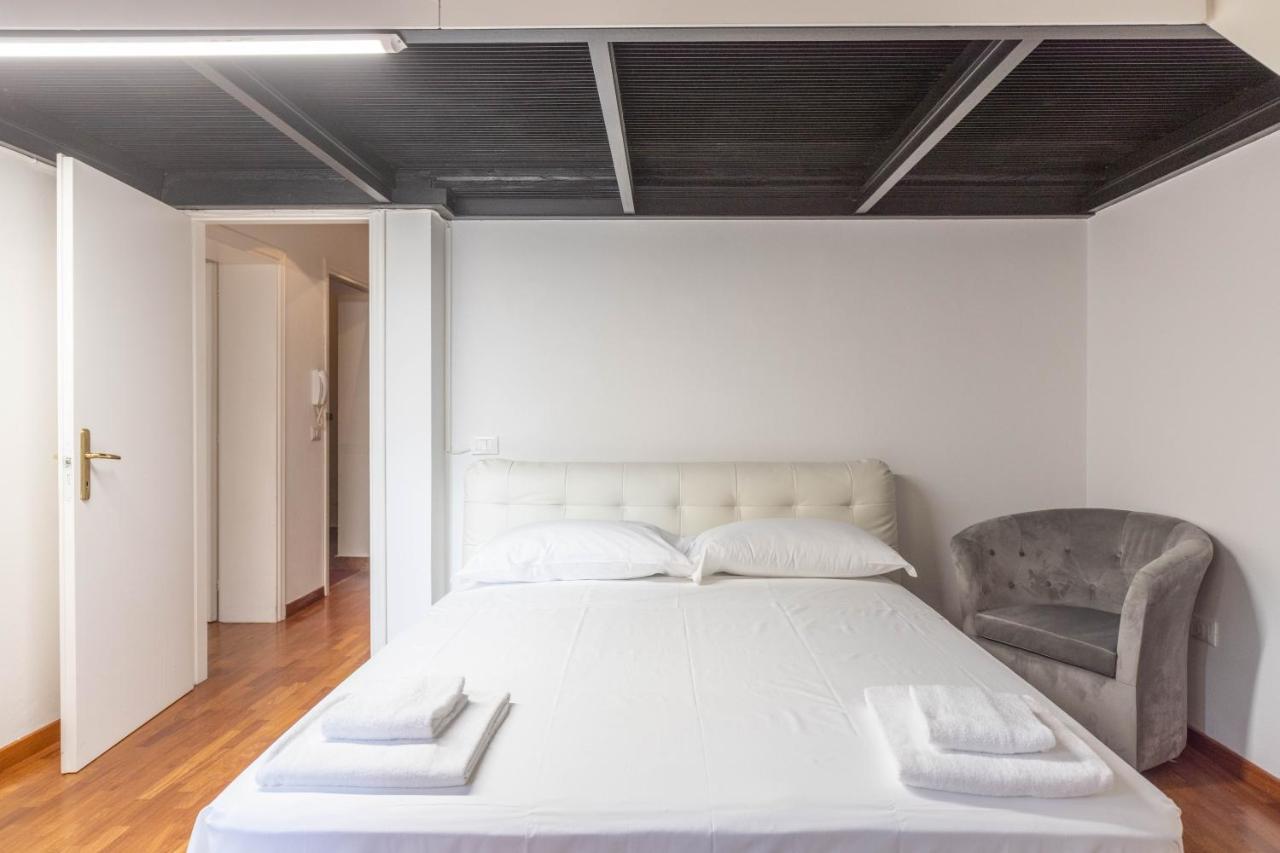 Ubaldini House, By Short Holidays Apartamento