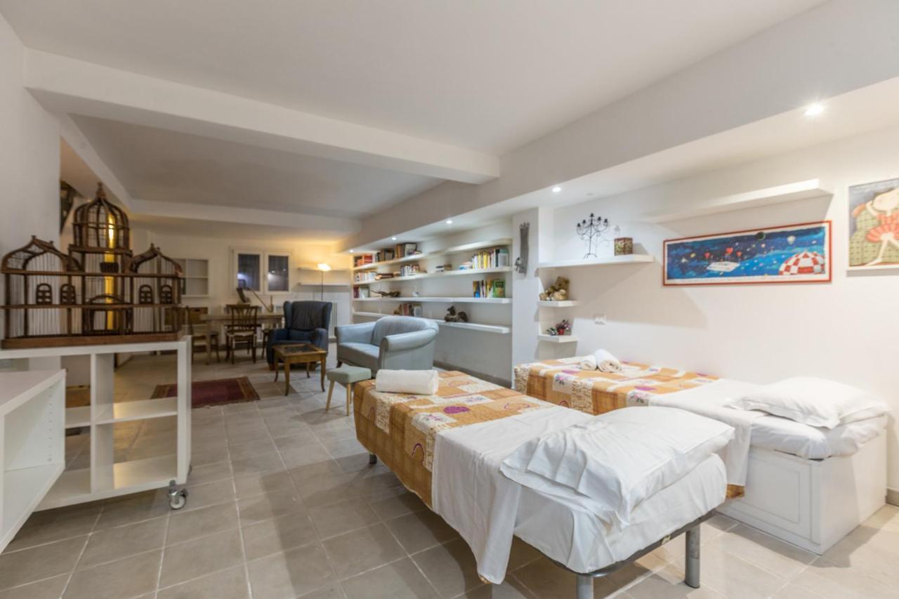 Apartment All'ombra Della Luna, By Short Holidays