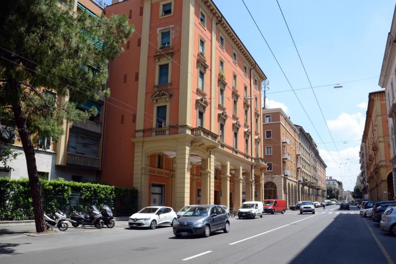 Gialu: Il Tuo Dentro Le Mura