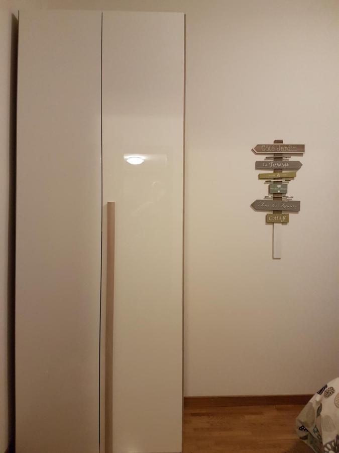 Bononia Station Guest house *