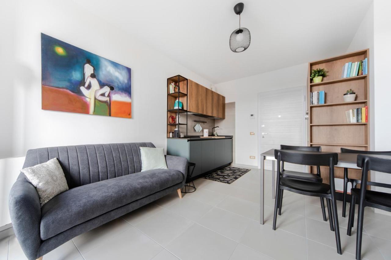 Apartment Realkasa Pool & Parking Flat