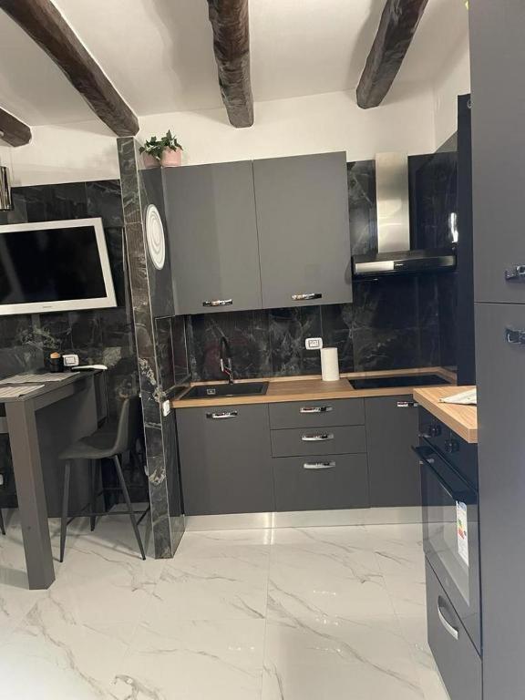 Apartment Corticella 2 *