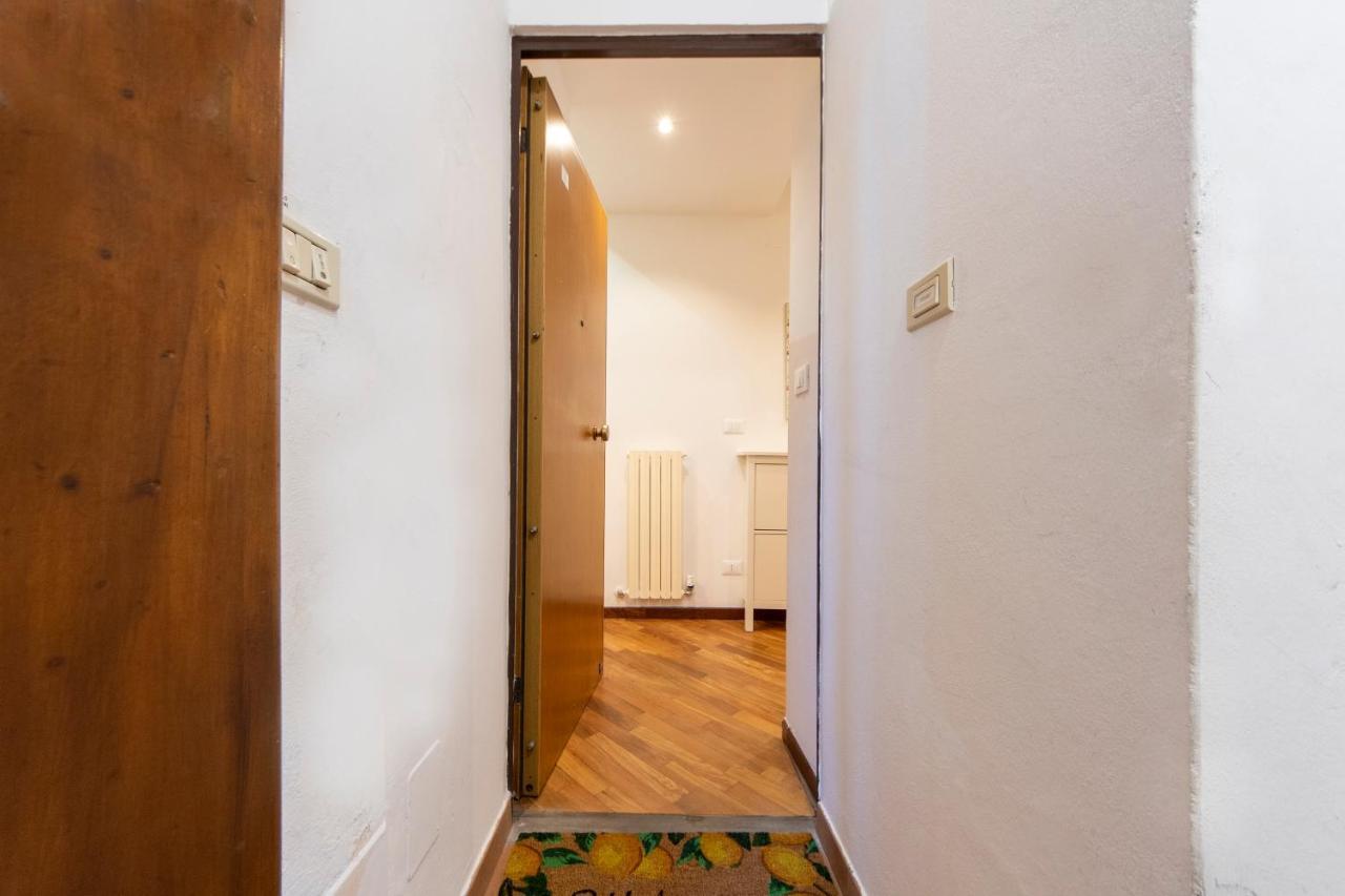 Apartment Housmart Tovaglie 9 Int. 6 *