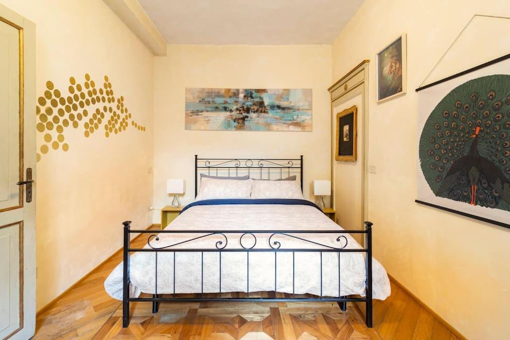 Apartment Elegante E La Foglia D'oro