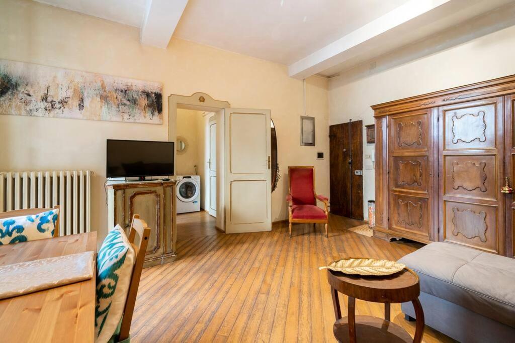 Elegante E La Foglia D'oro Apartment Bologna