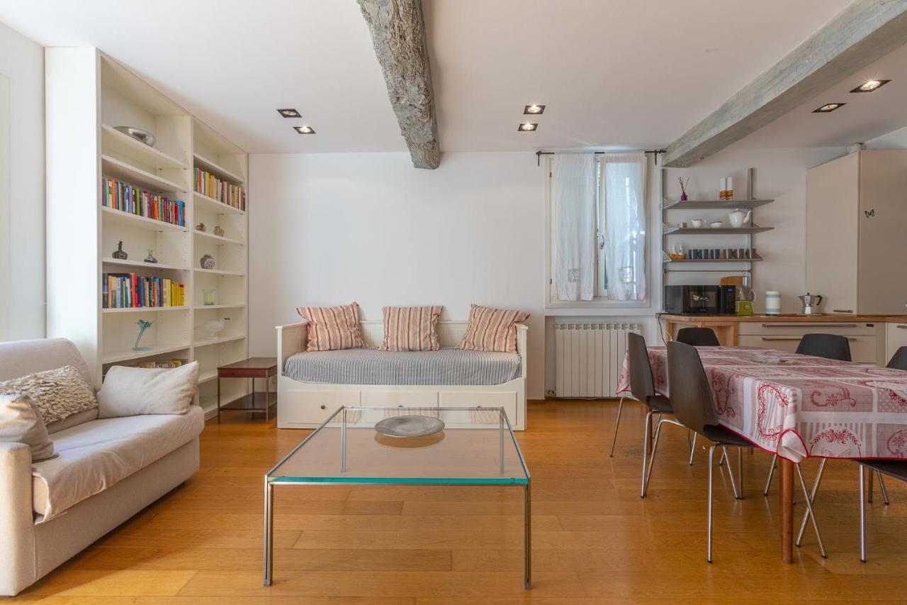 Pleasant With Garden Apartment Bologna