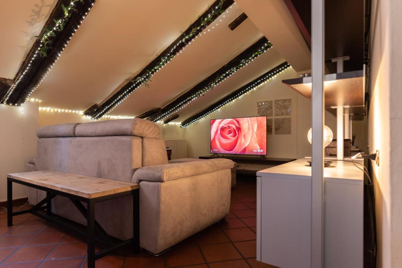 Fondazza - Little Tower Apartment Bologna