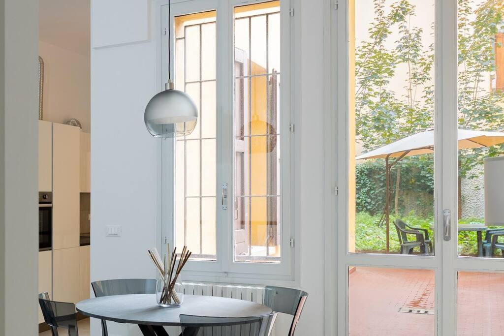 Isaia - 10 Minutes From Piazza Maggiore *