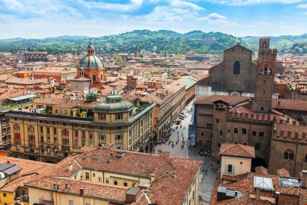 Isaia - 10 Minutes From Piazza Maggiore Apartment