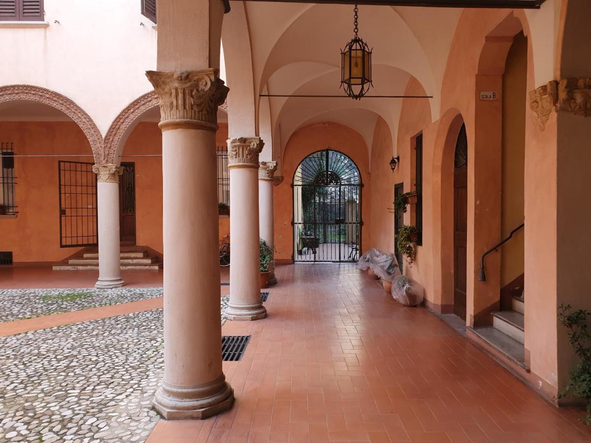 Avesella House *