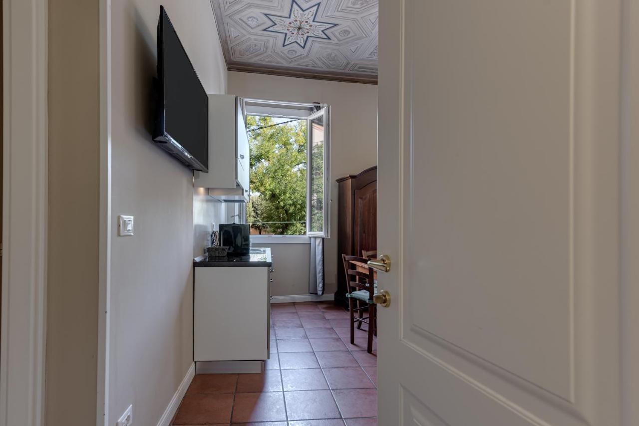 Apartment Casa Boss Monolocale Tribunale 2 *