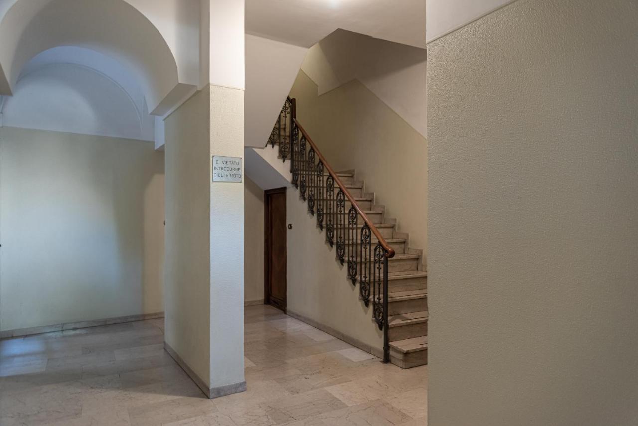 Casa Boss Monolocale Tribunale 4 *