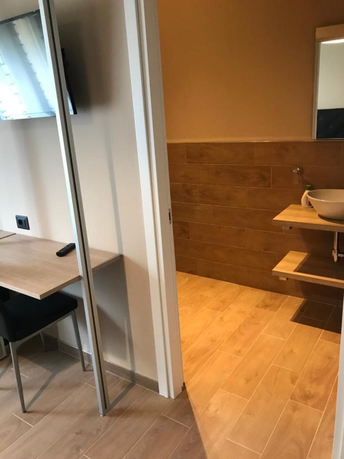 Riva Reno 4 Guest house