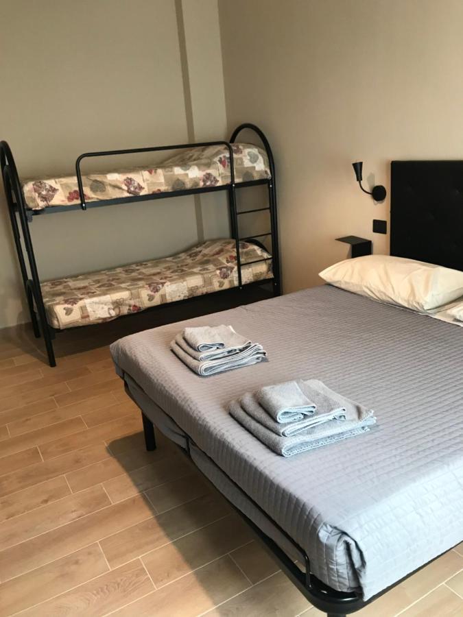 Riva Reno 4 Guest house *