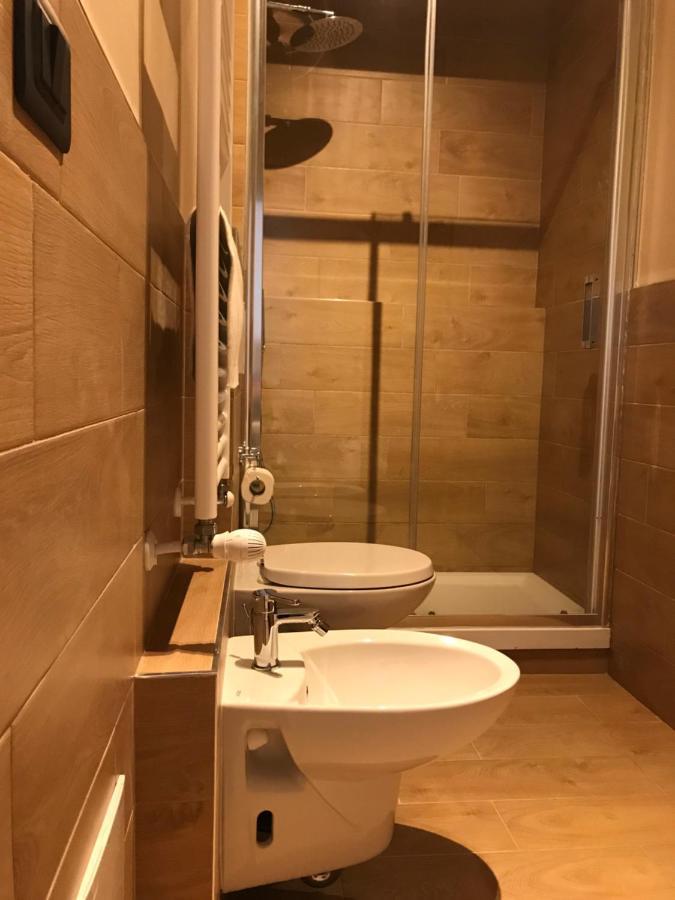 Riva Reno 4 Guest house