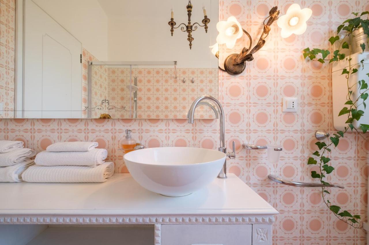 Bed & Breakfast Fabula 3 With Private Bathroom