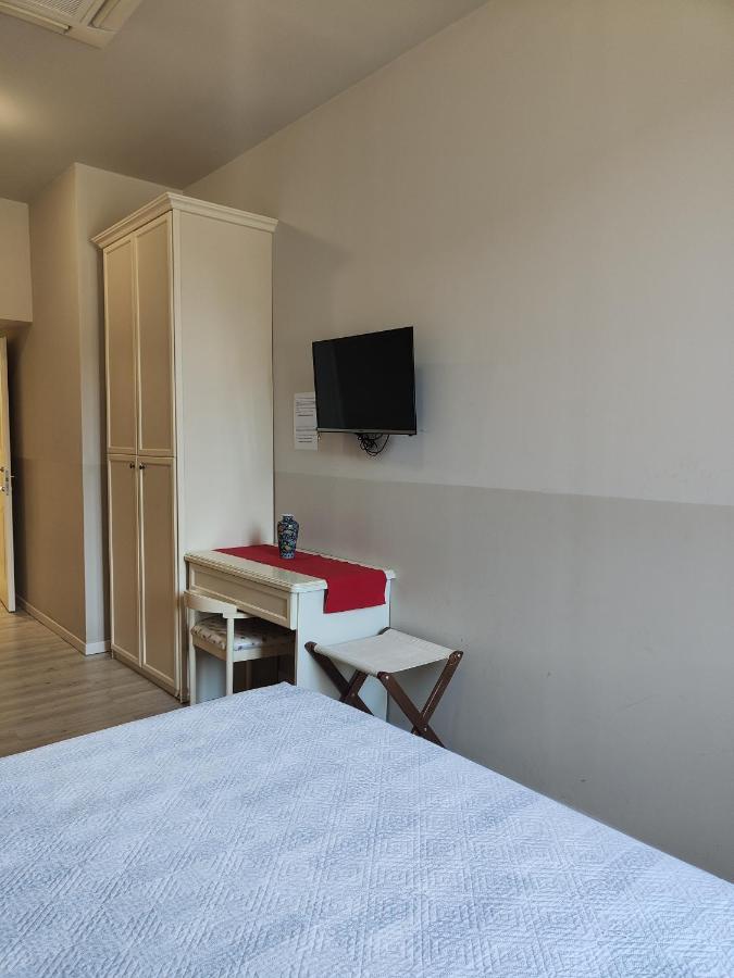 Angelica Guest house *