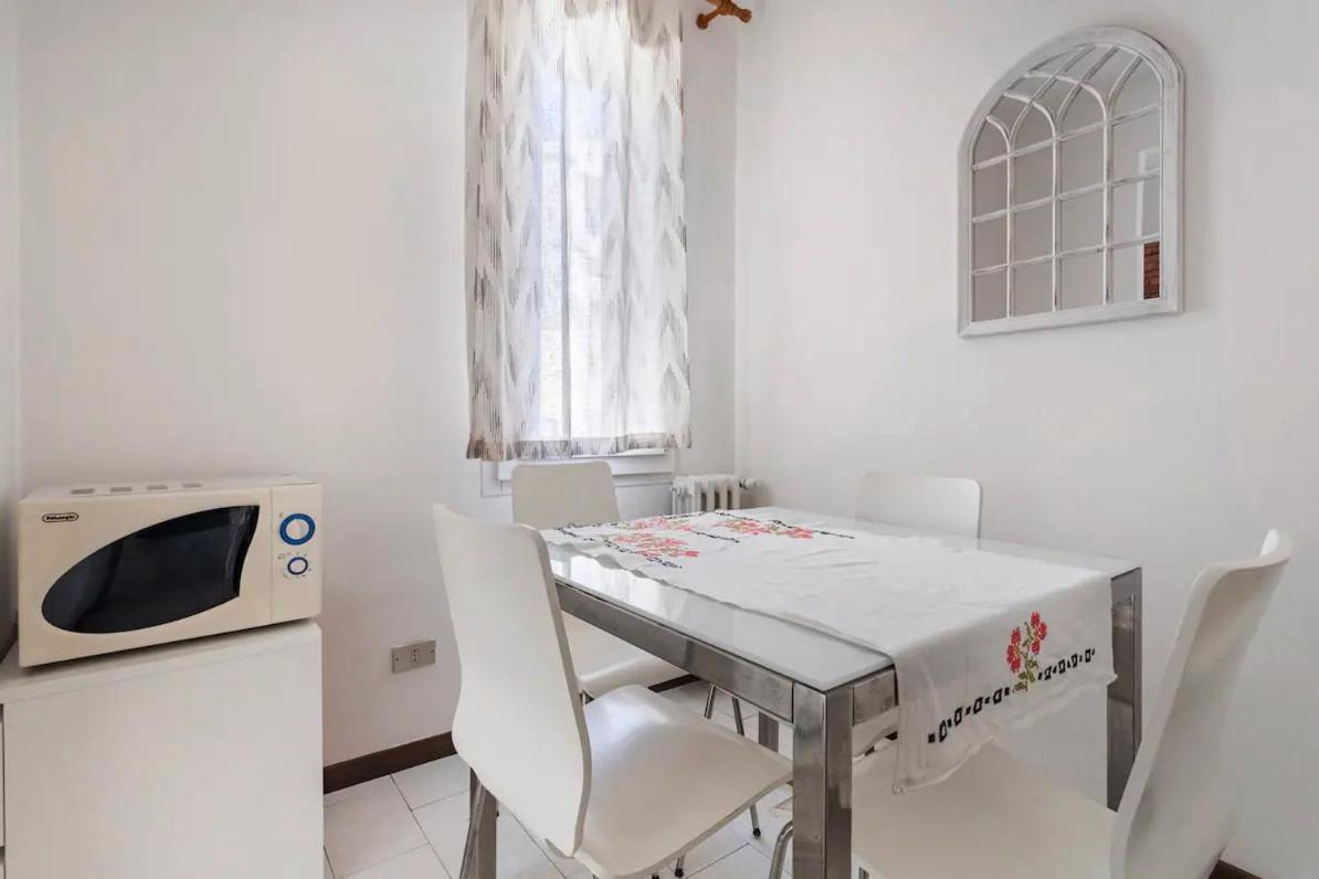 Apartment Pescherie - Location *
