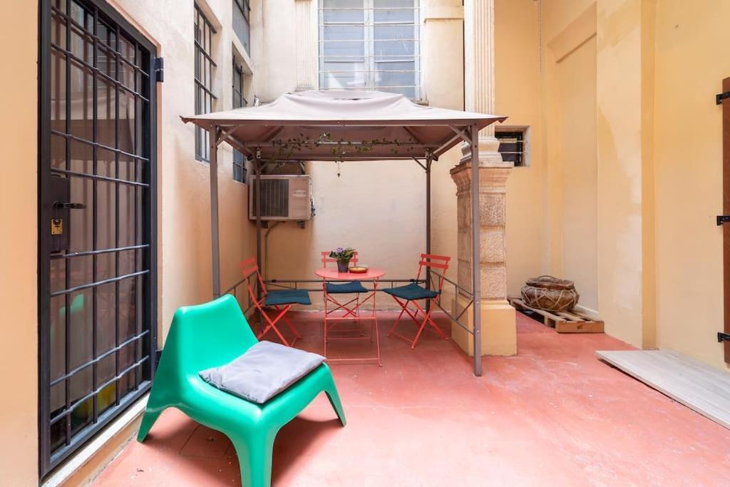 Appartement And Cozy Loft With Courtyard *