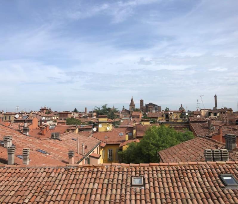 Romantic Attic With Panoramic View * Bolonha