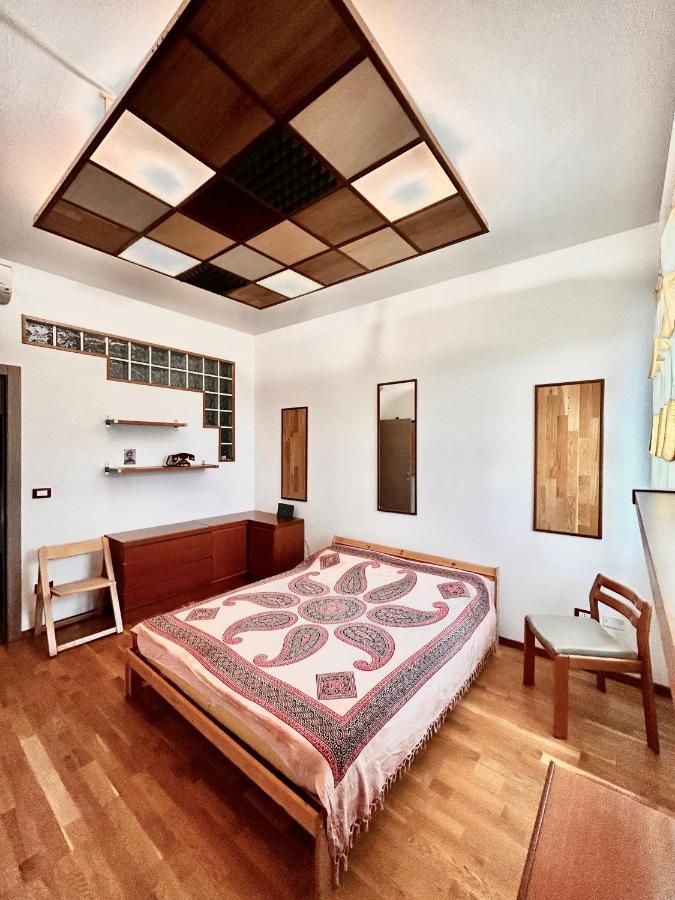 Garden With Shared Bathroom - Central Station