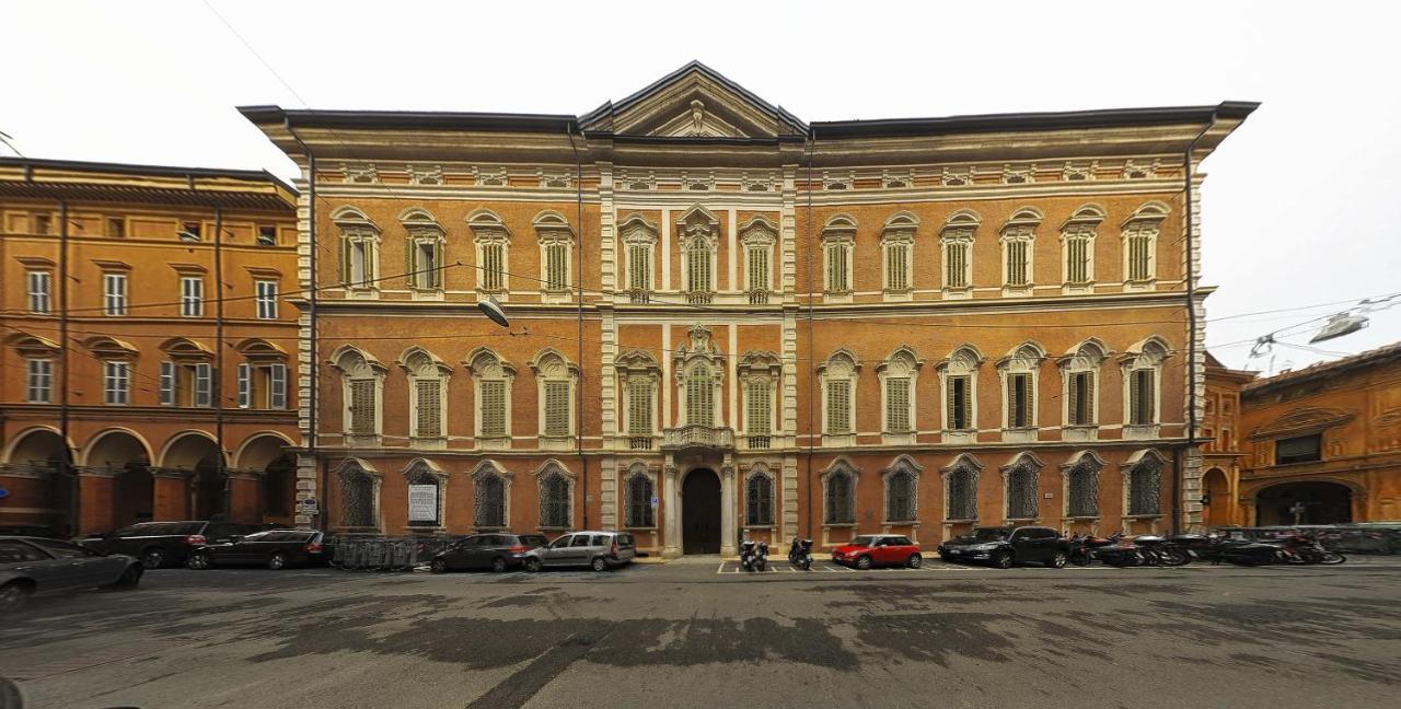 Pompeo Apartment Bologna
